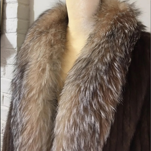Saga Chestnut Mink Jacket with Full Length Fox Collar Stunning - Picture 2 of 12